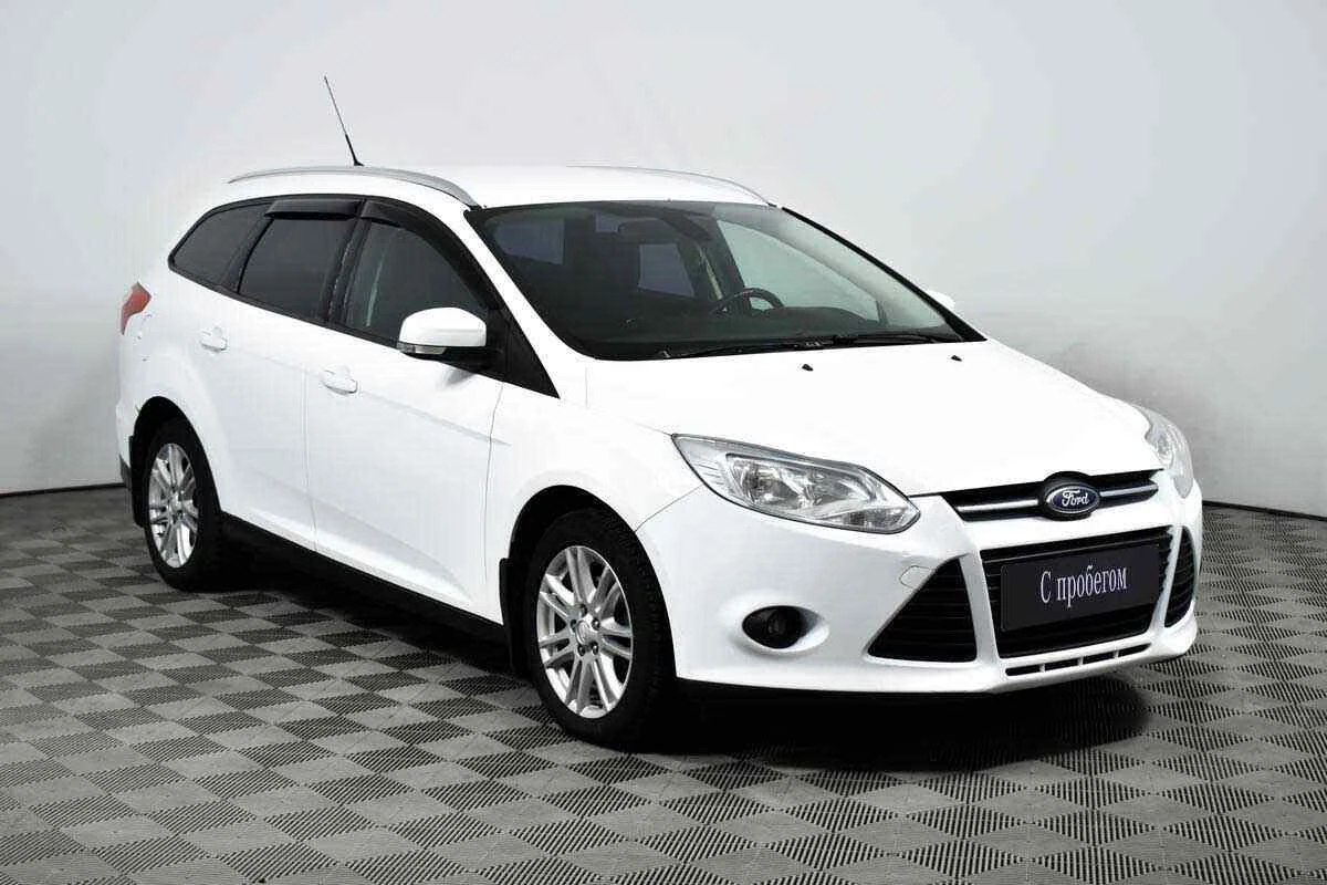 Ford Focus, Белый, 2015, Механическая, 125 л.с., цена от 455 000 руб.