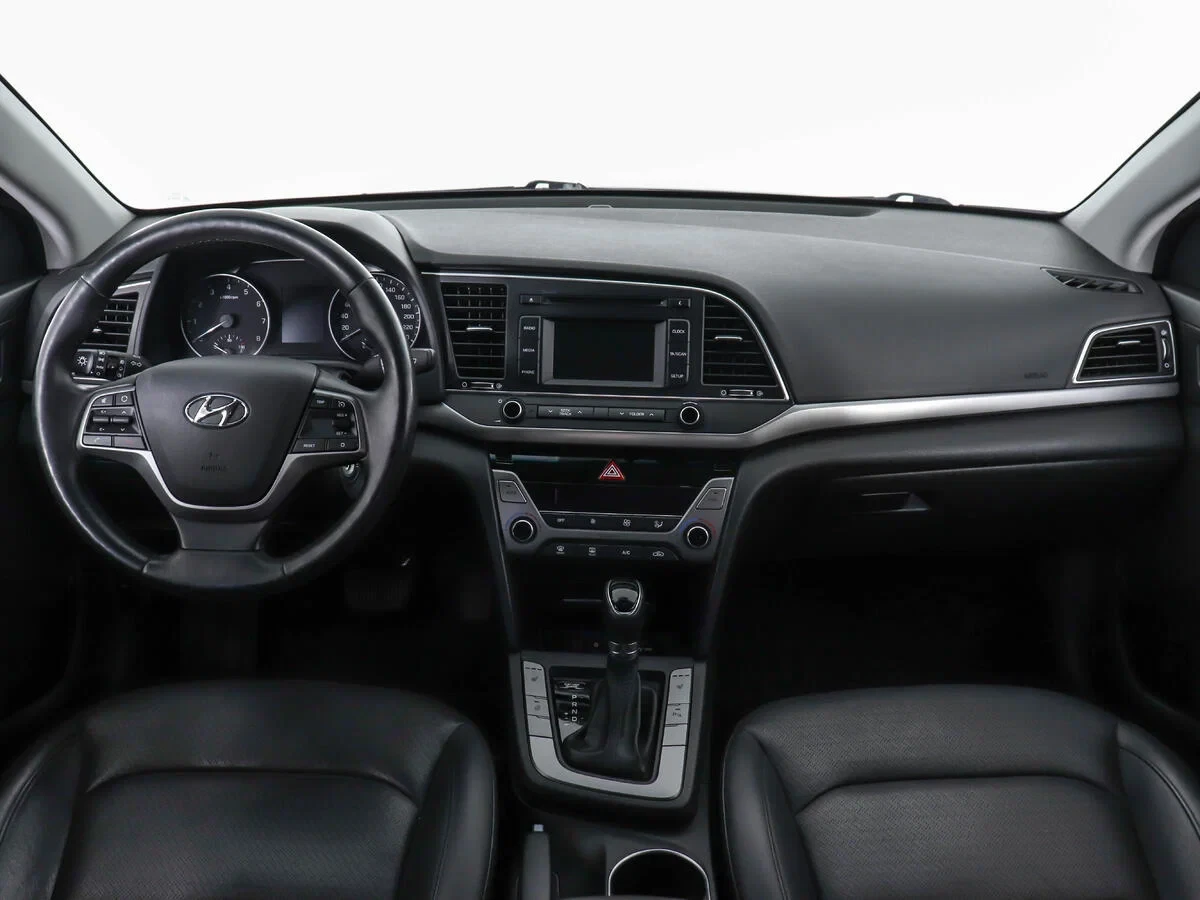 Hyundai Elantra, Белый, 2016, Автоматическая, 150 л.с., цена от 824 000 руб.