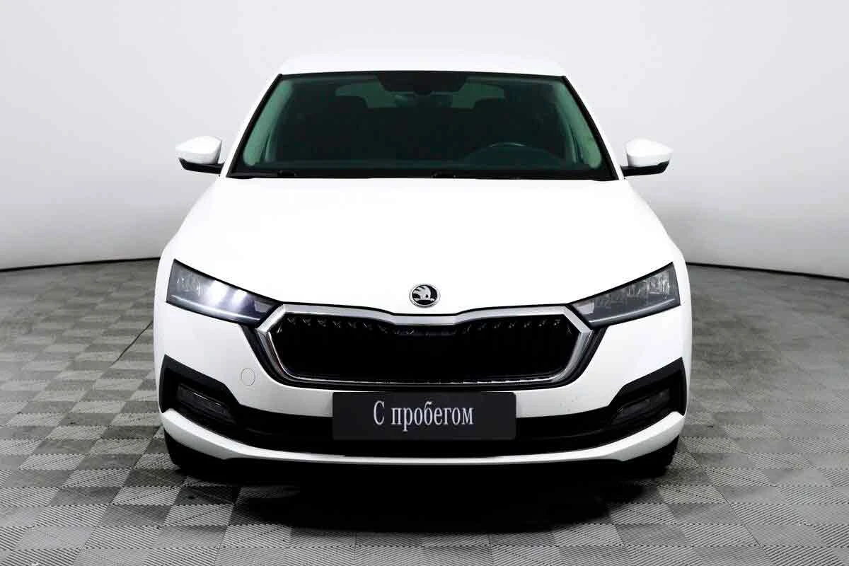 SKODA OCTAVIA, Белый, 2021, Автоматическая, 150 л.с., цена от 1 520 000 руб.