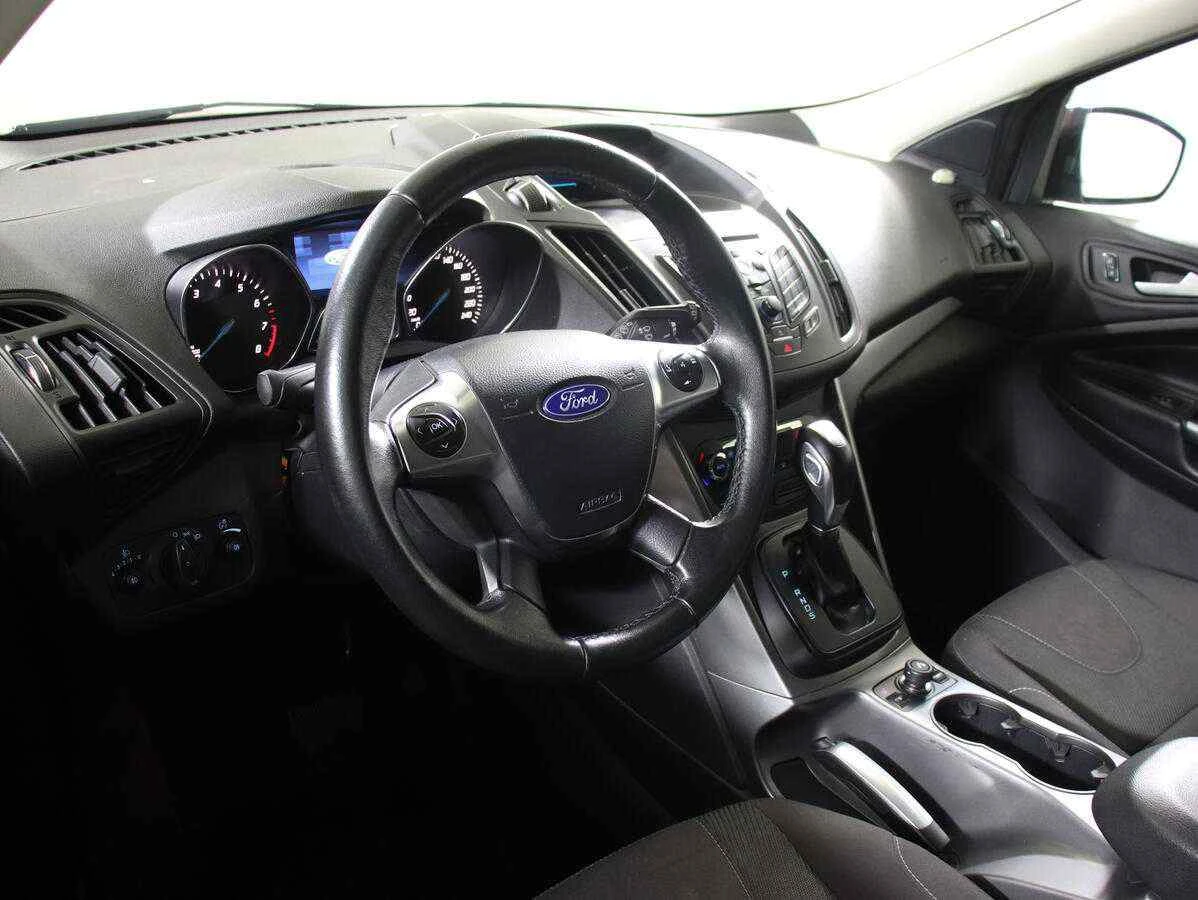 Ford Kuga, Оранжевый, 2016, Автоматическая, 150 л.с., цена от 965 000 руб.