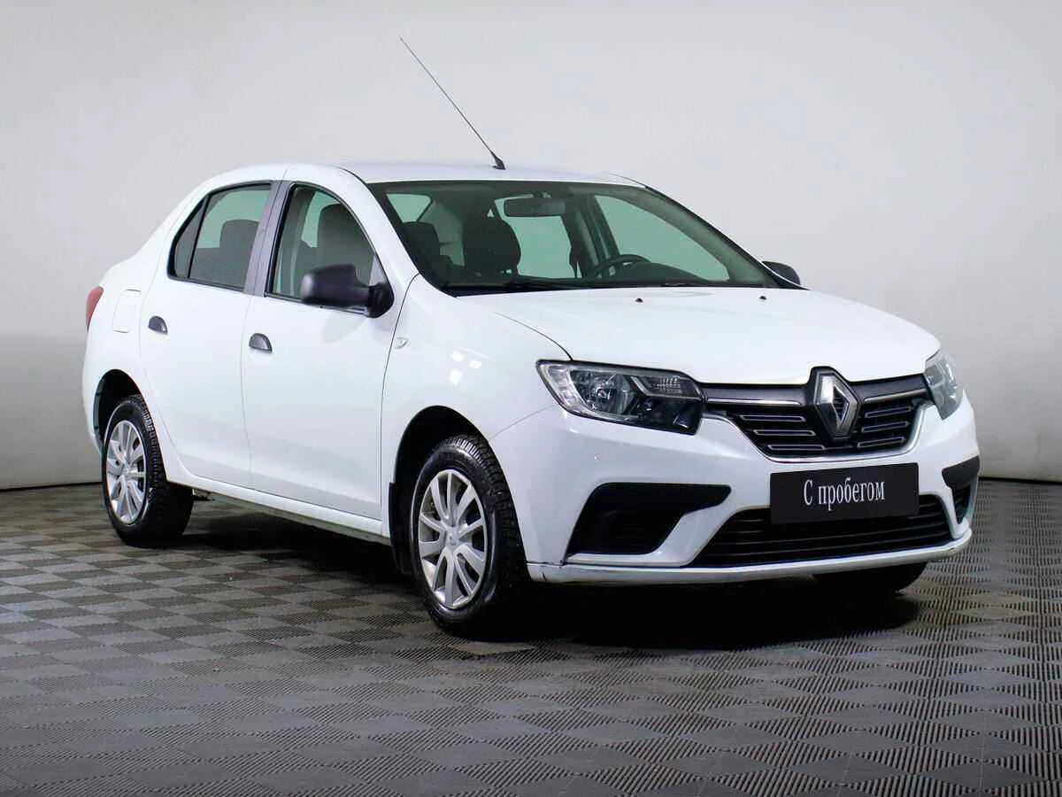 Renault Logan, Белый, 2018, Автоматическая, 102 л.с., цена от 485 000 руб.