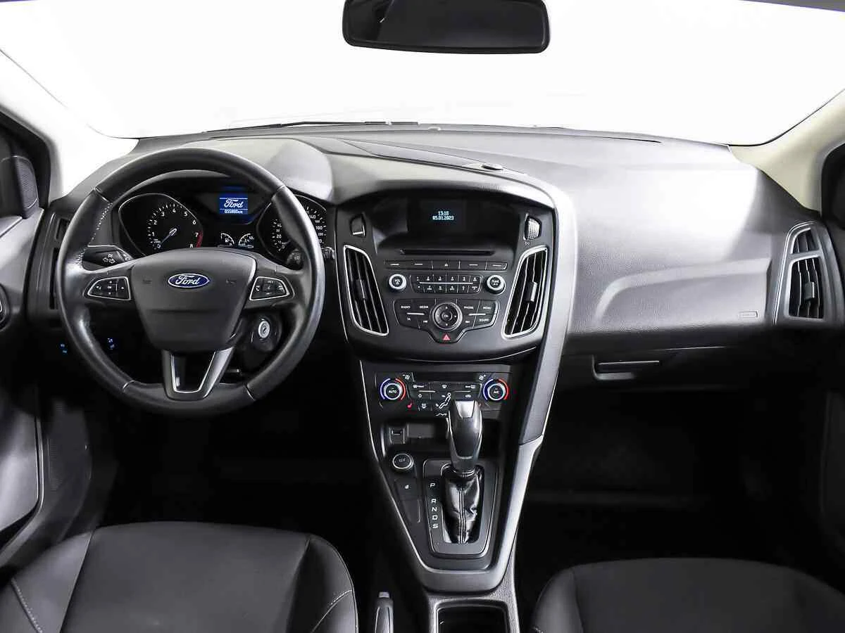 Ford Focus, Белый, 2015, Робот, 105 л.с., цена от 520 000 руб.