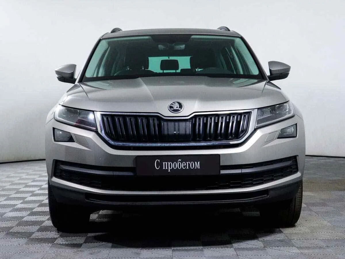Skoda Kodiaq, Серый, 2018, Робот, 180 л.с., цена от 1 590 000 руб.