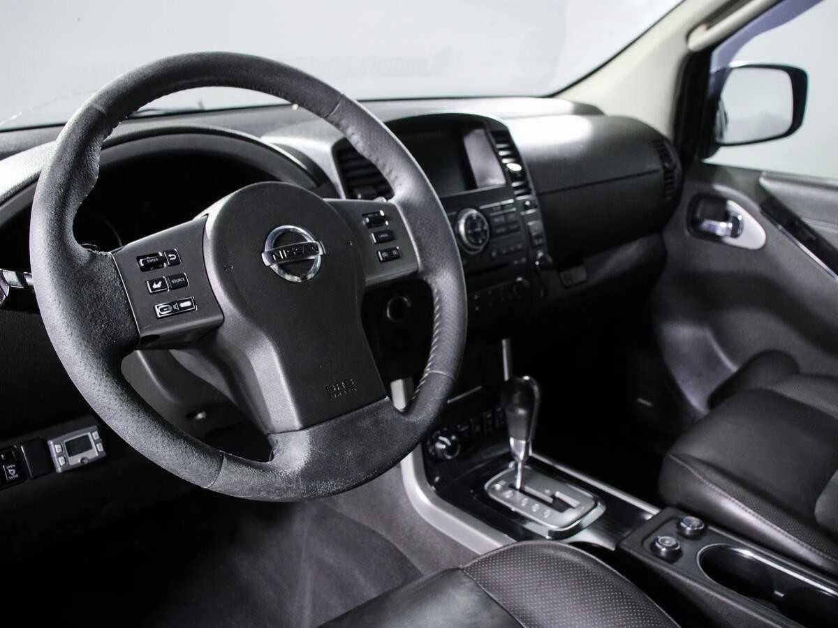 NISSAN PATHFINDER, Черный, 2010, Автоматическая, 190 л.с., цена от 860 800 руб.