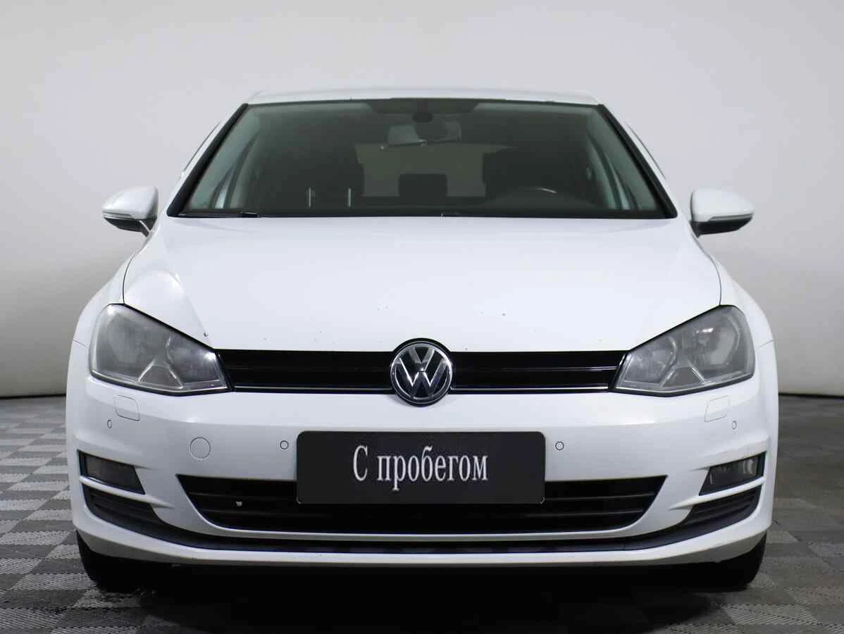 Volkswagen Golf, Белый, 2013, Робот, 105 л.с., цена от 480 000 руб.