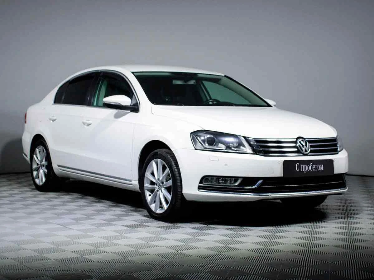 VOLKSWAGEN PASSAT, Белый, 2012, Робот, 160 л.с., цена от 832 000 руб.