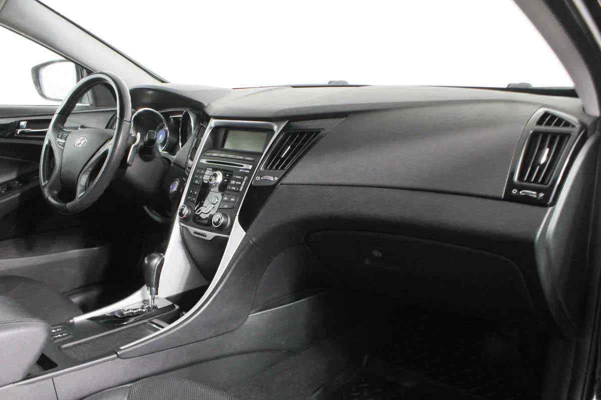 Hyundai Sonata, Черный, 2011, Автоматическая, 150 л.с., цена от 599 000 руб.