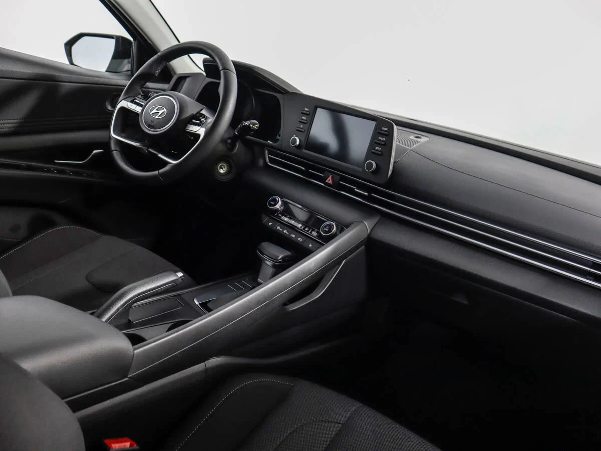 Hyundai Elantra, Черный, 2021, Автоматическая, 128 л.с., цена от 1 639 000 руб.
