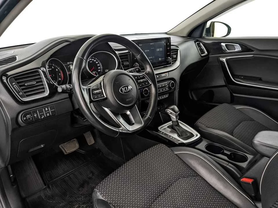 KIA CEED, Белый, 2021, Автоматическая, 128 л.с., цена от 1 352 000 руб.