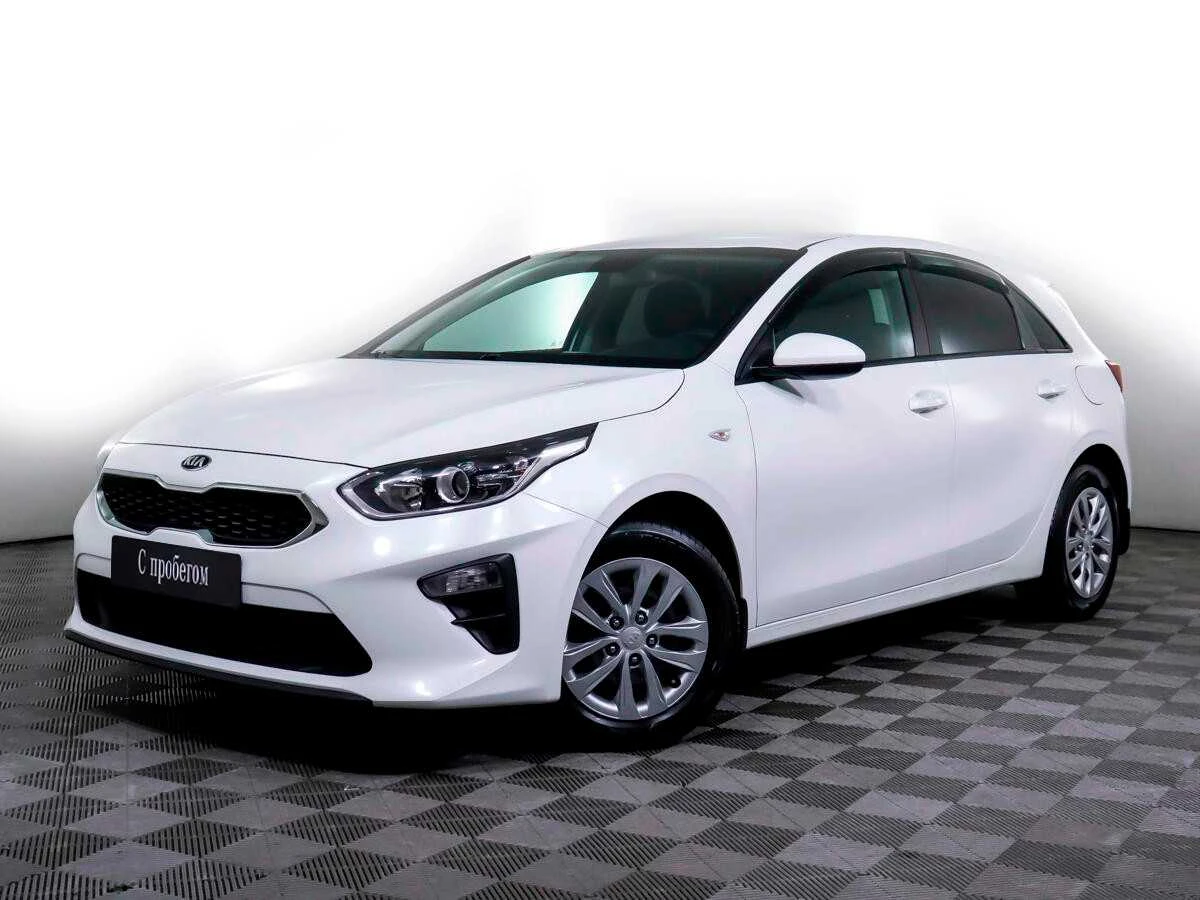 KIA CEED, Белый, 2018, Автоматическая, 128 л.с., цена от 928 000 руб.