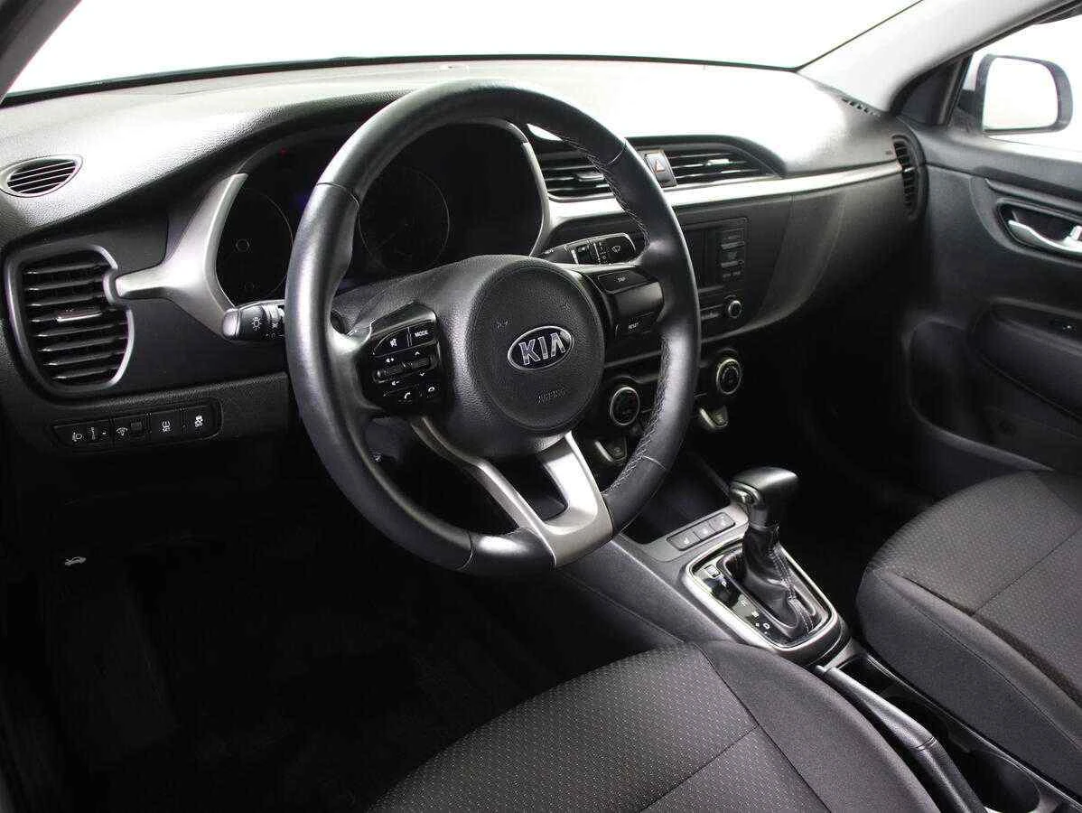 KIA Rio, Серебряный, 2021, Автоматическая, 123 л.с., цена от 1 119 000 руб.