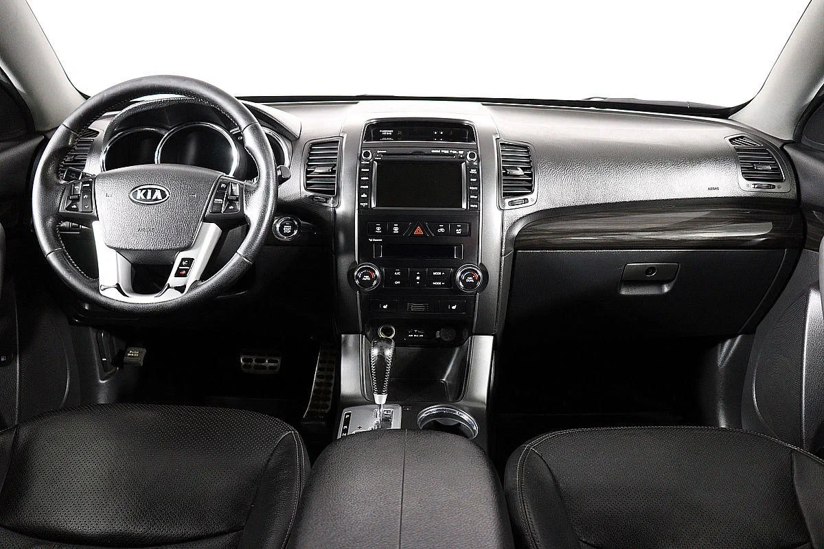 KIA Sorento, Коричневый, 2011, Автоматическая, 175 л.с., цена от 750 000 руб.