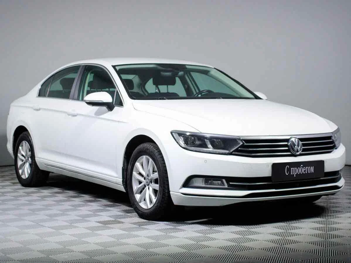 VOLKSWAGEN PASSAT, Белый, 2018, Робот, 150 л.с., цена от 1 216 000 руб.