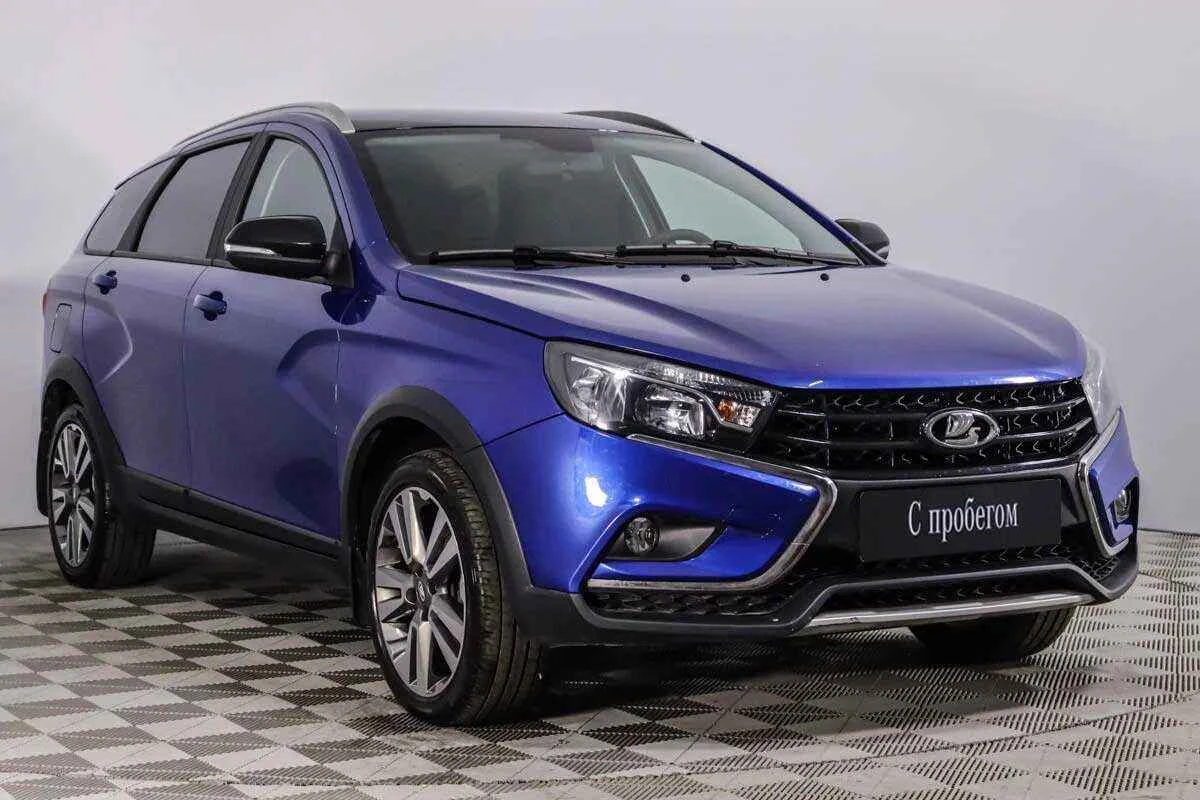 LADA Vesta SW Cross, Синий, 2021, Механическая, 122 л.с., цена от 992 000 руб.