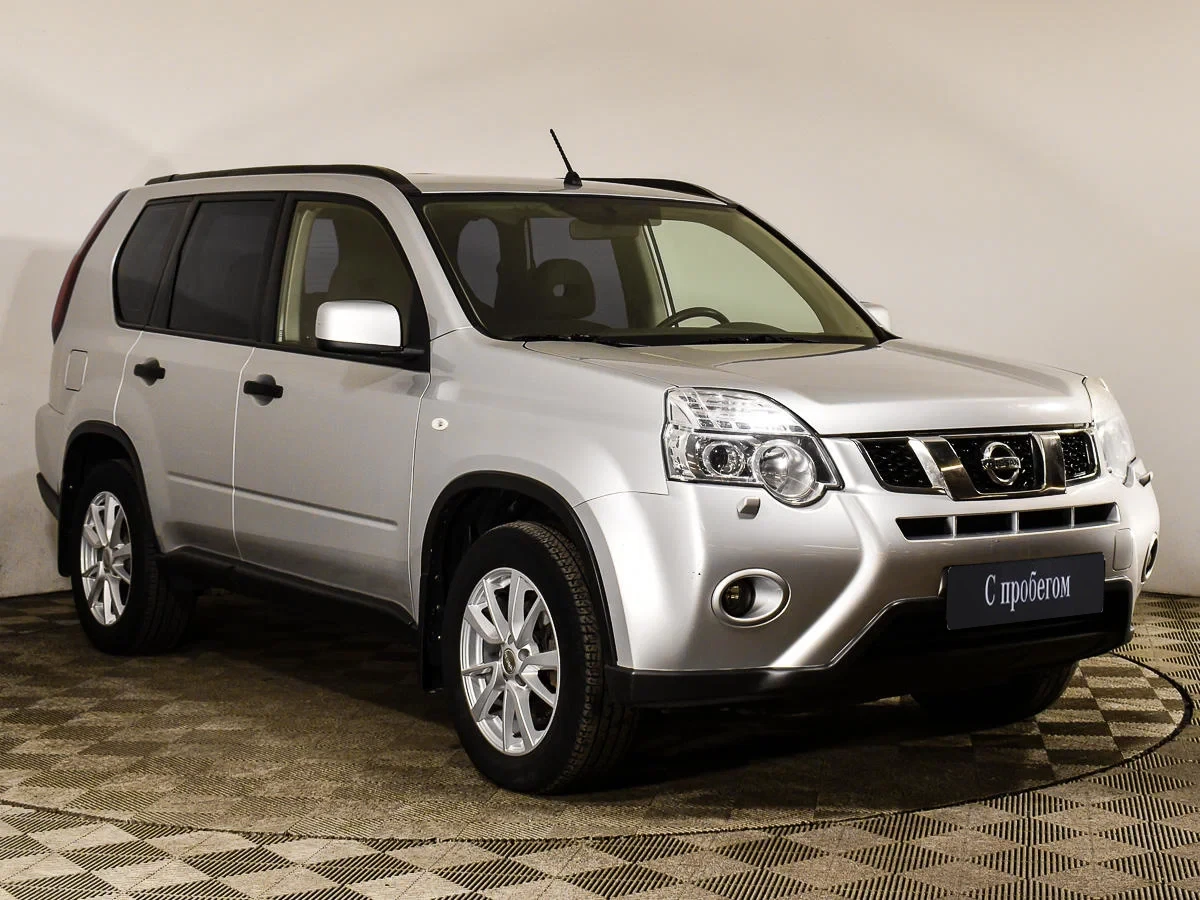 Nissan X-Trail, Серебряный, 2014, Вариатор, 141 л.с., цена от 920 000 руб.