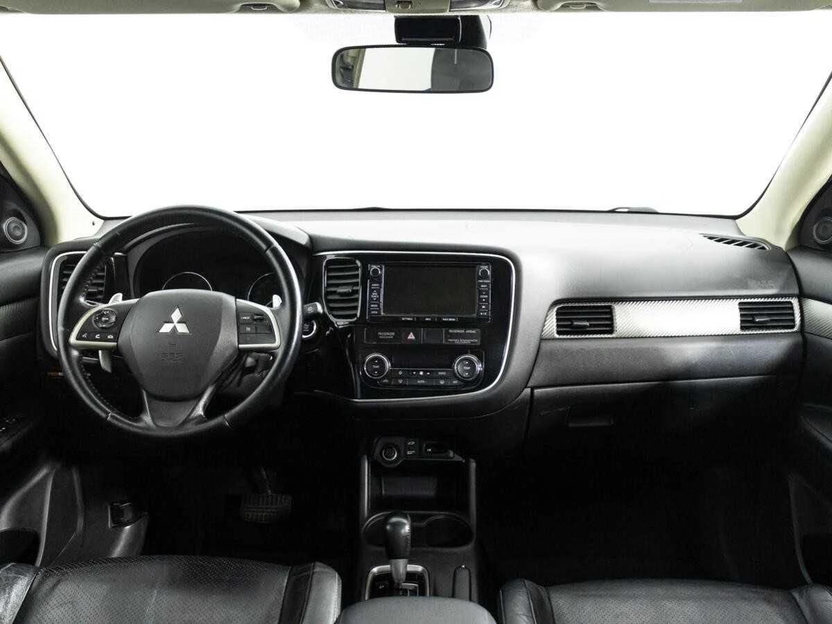 MITSUBISHI OUTLANDER, Серебряный, 2012, Вариатор, 167 л.с., цена от 952 000 руб.