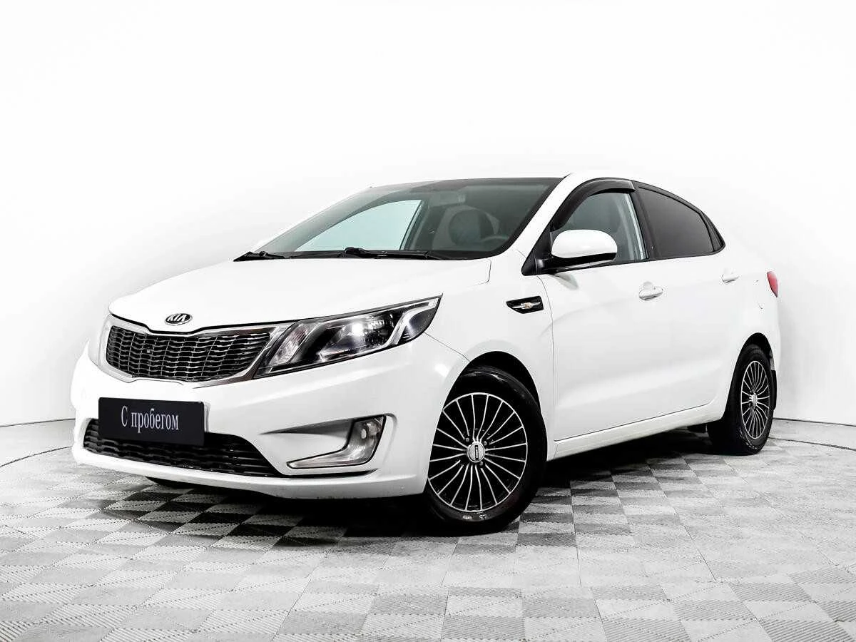 KIA RIO, Белый, 2013, Автоматическая, 123 л.с., цена от 624 000 руб.