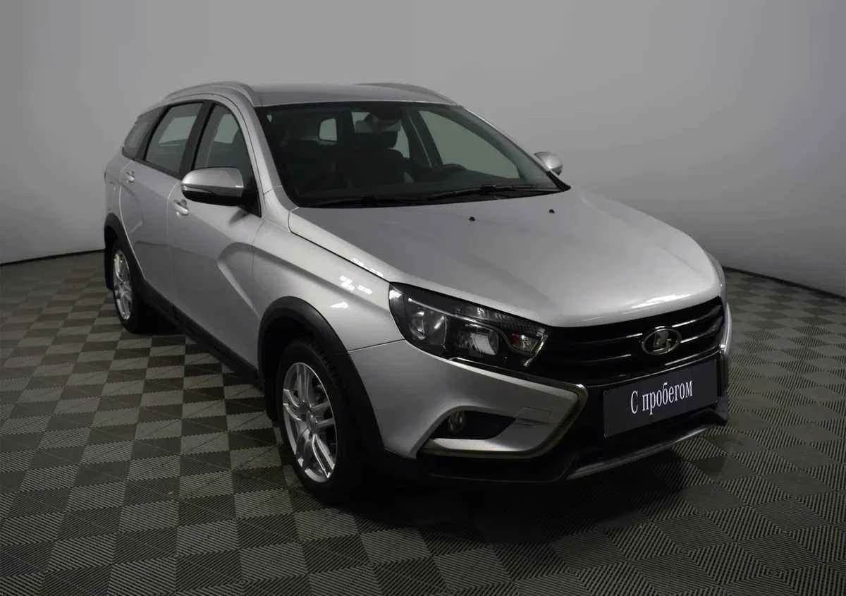 LADA Vesta SW Cross, Серебряный, 2019, Механическая, 122 л.с., цена от 719 000 руб.
