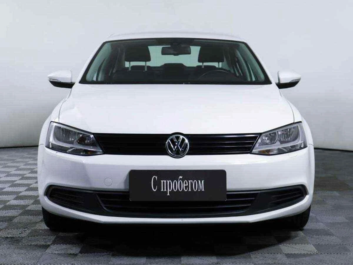 Volkswagen Jetta, Белый, 2013, Робот, 122 л.с., цена от 520 000 руб.