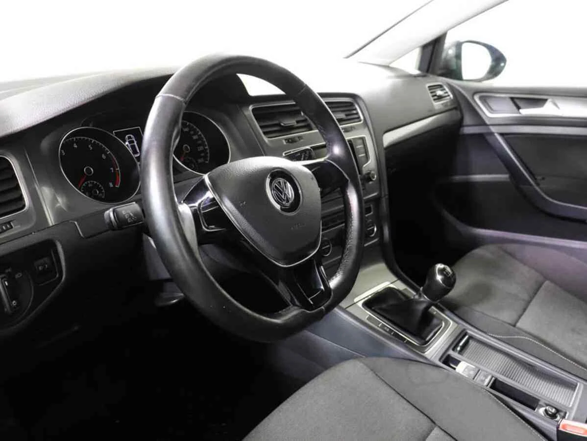 Volkswagen Golf, Серый, 2013, Механическая, 122 л.с., цена от 850 000 руб.