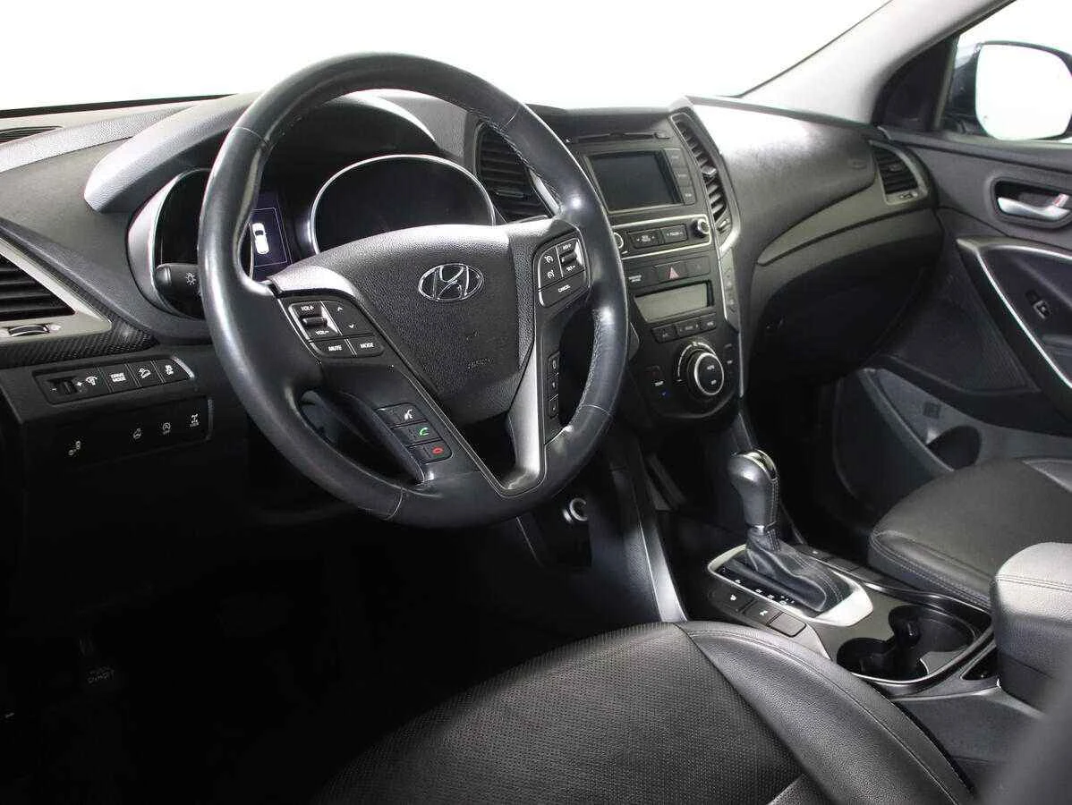 Hyundai Santa Fe, Серебряный, 2016, Автоматическая, 171 л.с., цена от 1 418 000 руб.