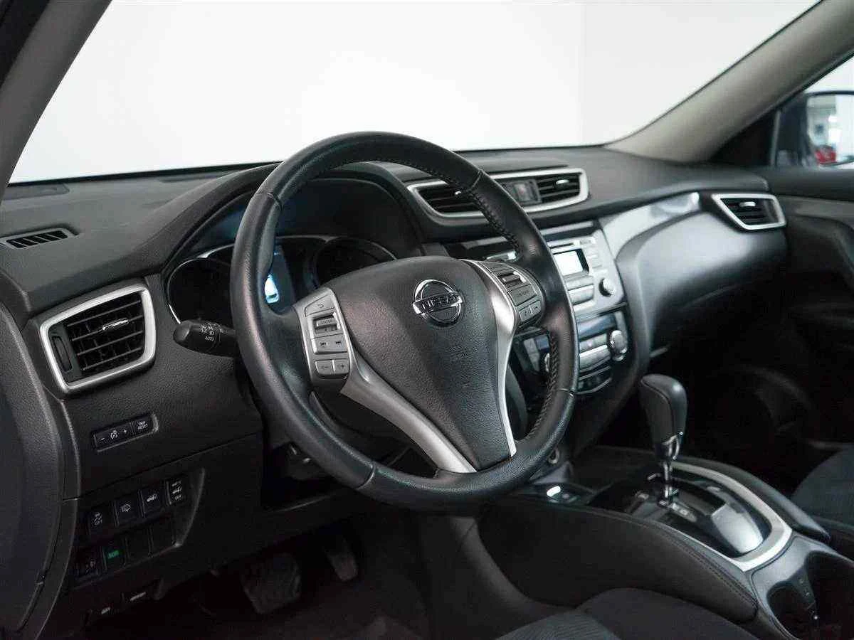 Nissan X-Trail, Серебряный, 2015, Вариатор, 171 л.с., цена от 1 139 000 руб.