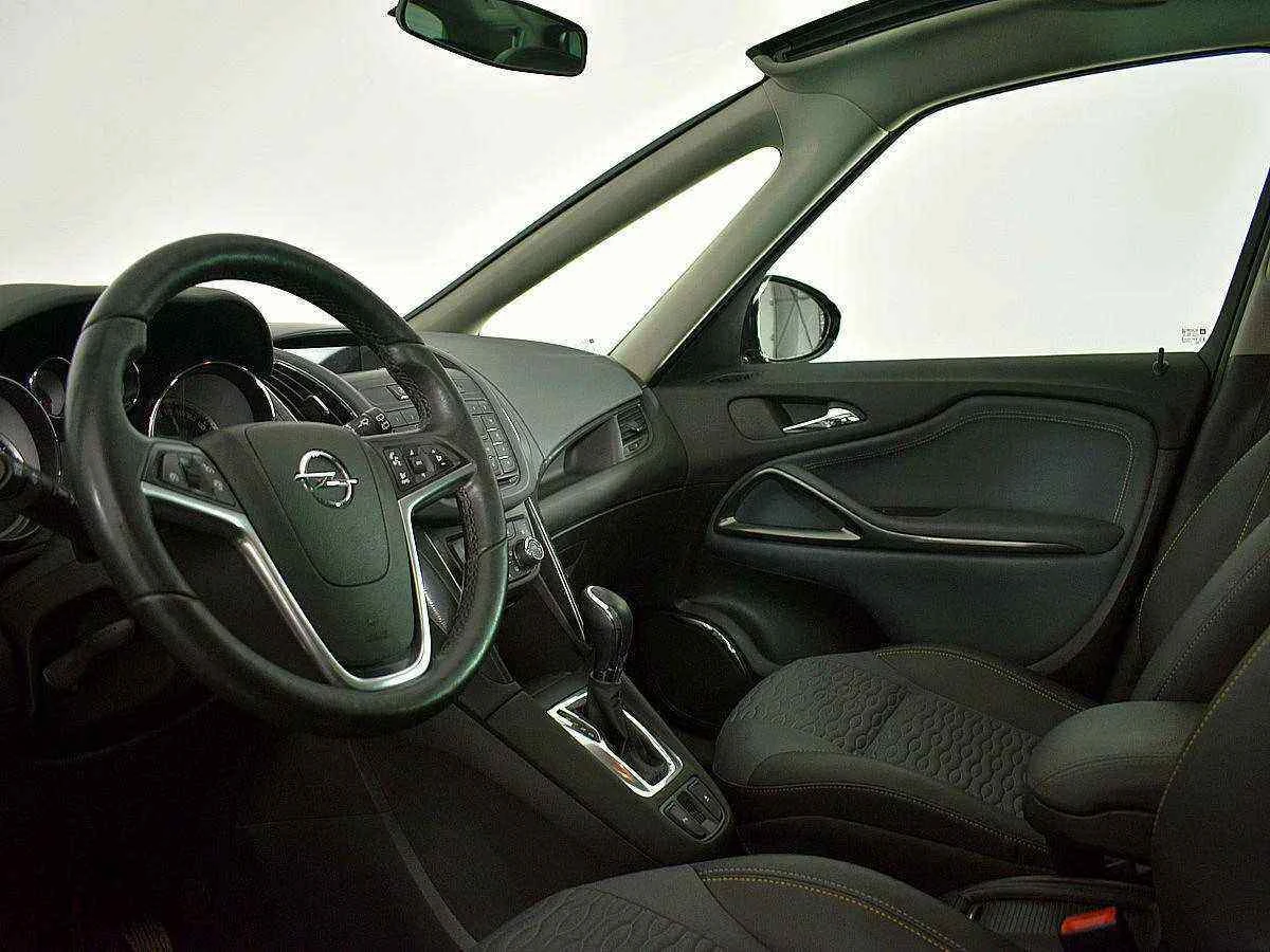 Opel Zafira, Коричневый, 2012, Автоматическая, 140 л.с., цена от 693 000 руб.