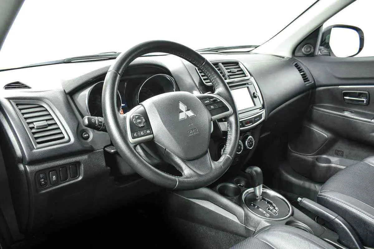 Mitsubishi ASX, Белый, 2014, Вариатор, 140 л.с., цена от 1 014 000 руб.