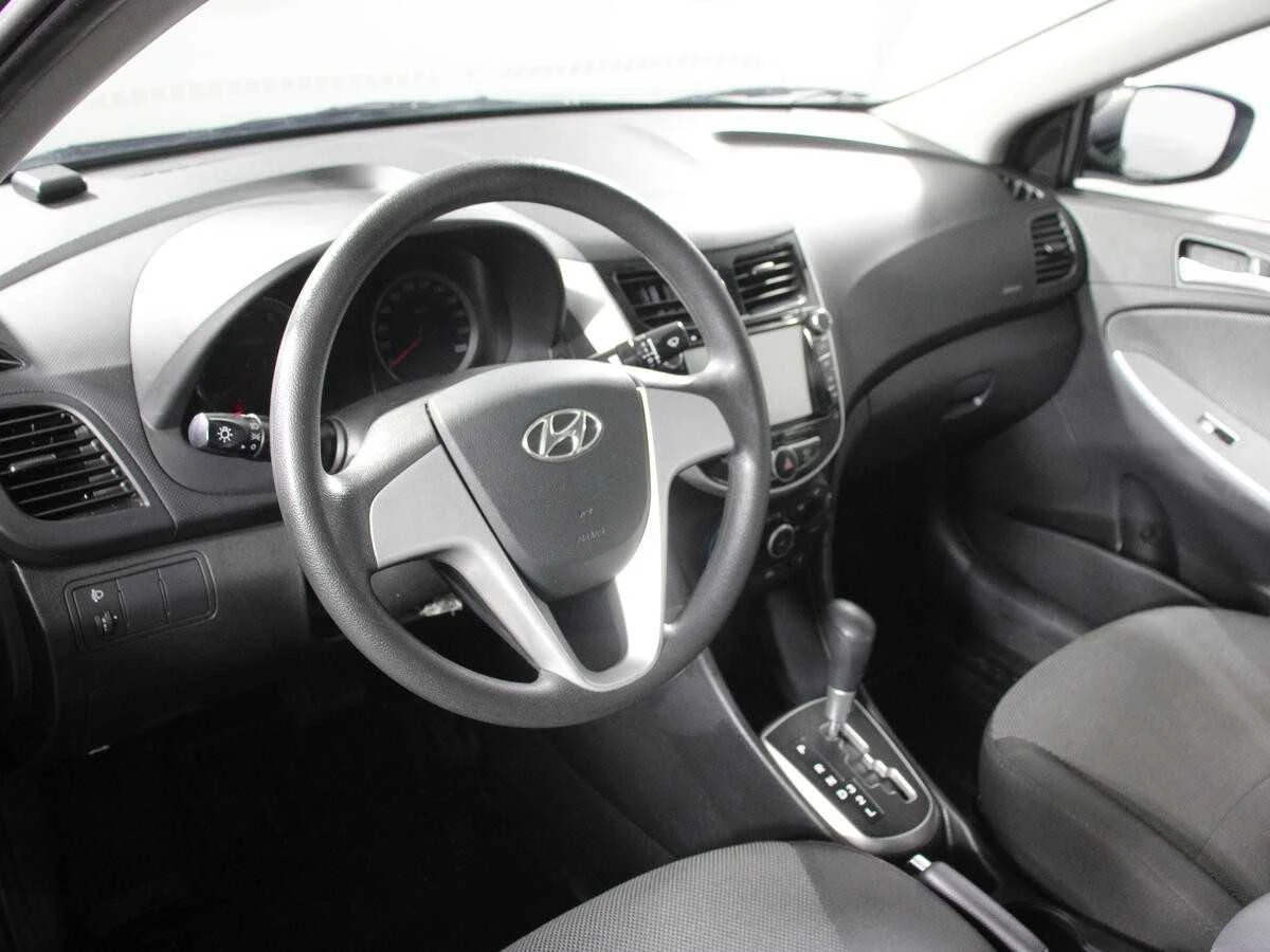 HYUNDAI SOLARIS, Черный, 2012, Автоматическая, 123 л.с., цена от 624 000 руб.