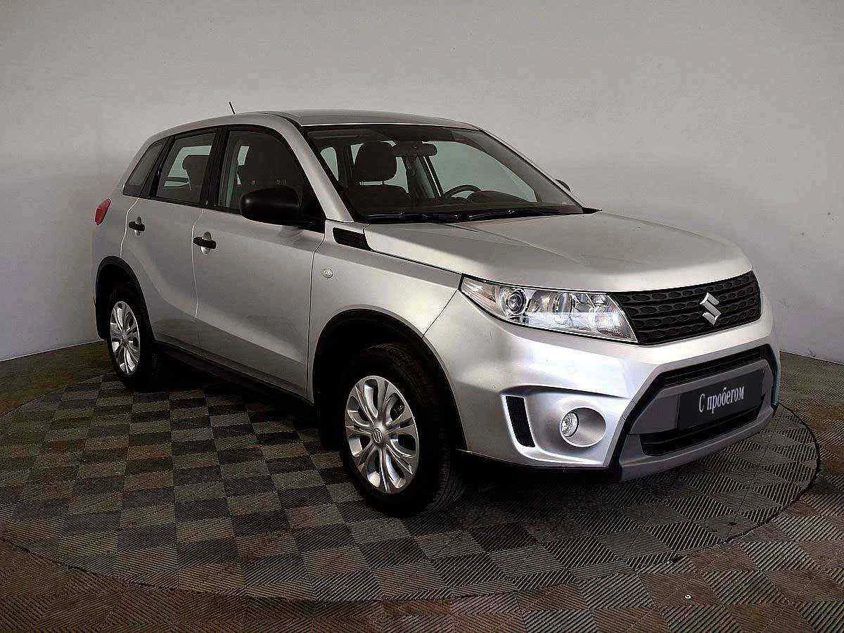 Suzuki Vitara, Серебряный, 2015, Механическая, 117 л.с., цена от 1 190 000 руб.