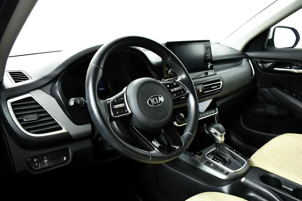 KIA Seltos, Белый, 2020, Автоматическая, 123 л.с., цена от 1 600 000 руб.