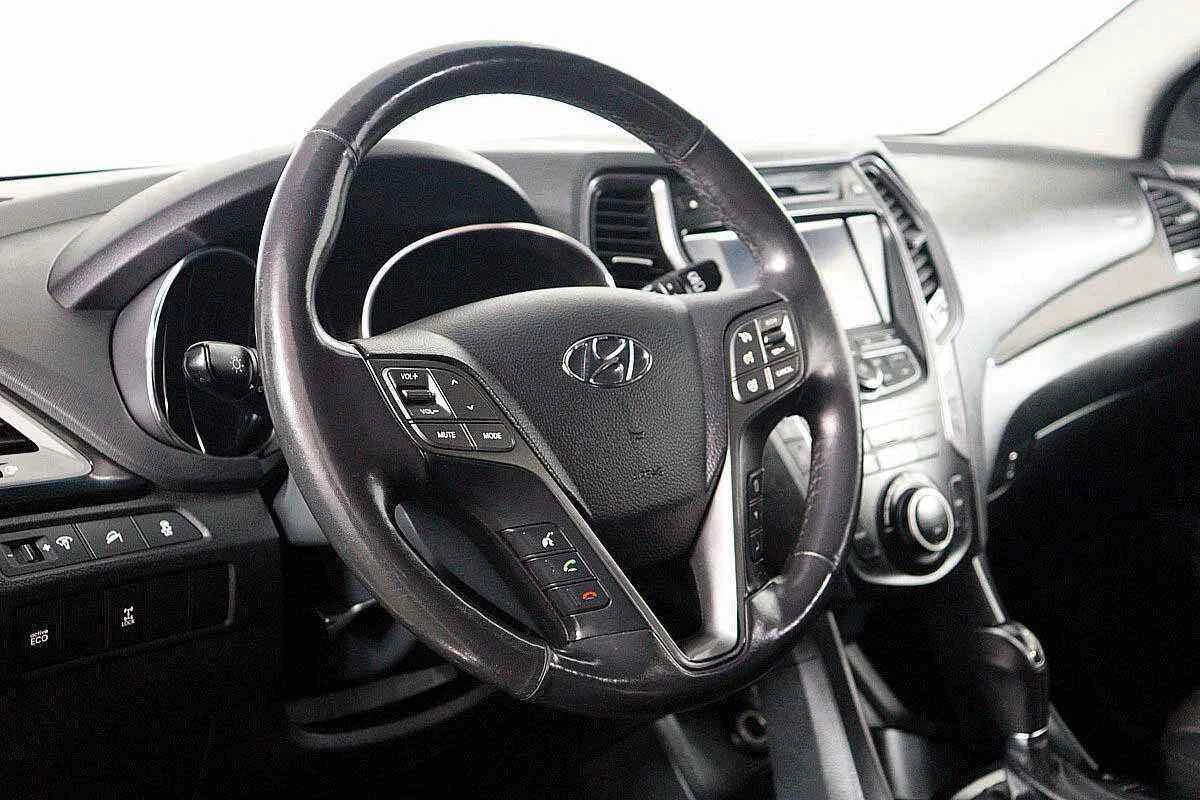 Hyundai Santa Fe, Белый, 2015, Автоматическая, 175 л.с., цена от 1 435 000 руб.