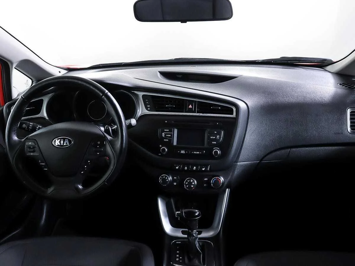 KIA CEED, Красный, 2016, Автоматическая, 130 л.с., цена от 816 000 руб.