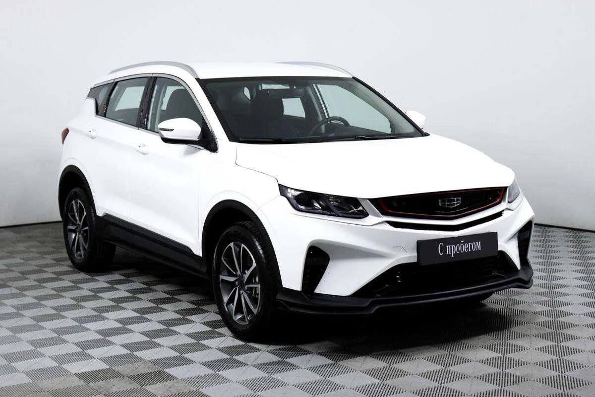 GEELY COOLRAY, Белый, 2023, Робот, 150 л.с., цена от 1 347 200 руб.