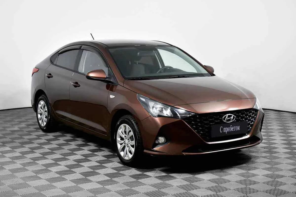 Hyundai Solaris, Коричневый, 2021, Автоматическая, 123 л.с., цена от 949 000 руб.