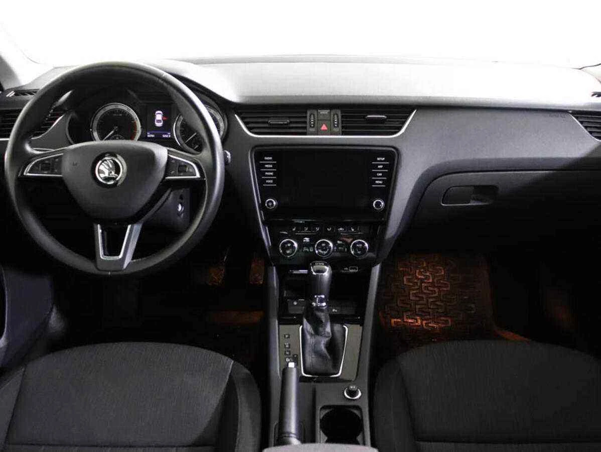 Skoda Octavia, Серый, 2017, Робот, 150 л.с., цена от 1 105 000 руб.
