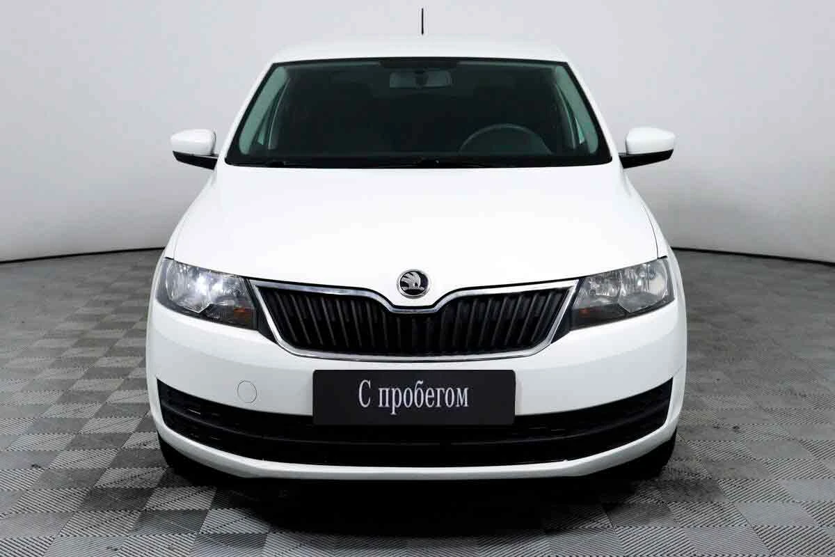 SKODA RAPID, Белый, 2015, Механическая, 105 л.с., цена от 675 200 руб.