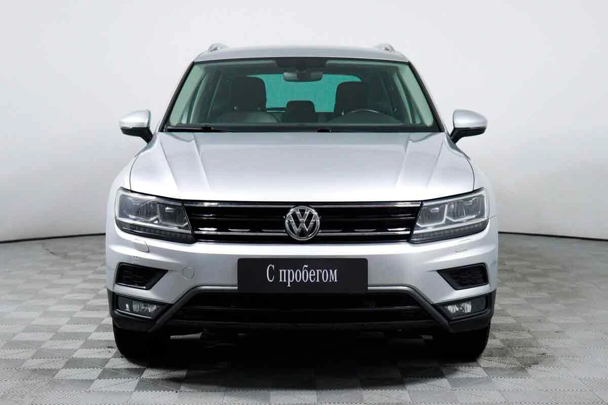 VOLKSWAGEN TIGUAN, Серебряный, 2018, Робот, 150 л.с., цена от 1 574 400 руб.