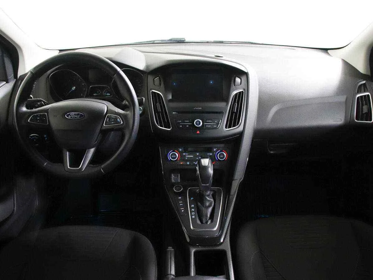 Ford Focus, Серый, 2017, Робот, 125 л.с., цена от 570 000 руб.