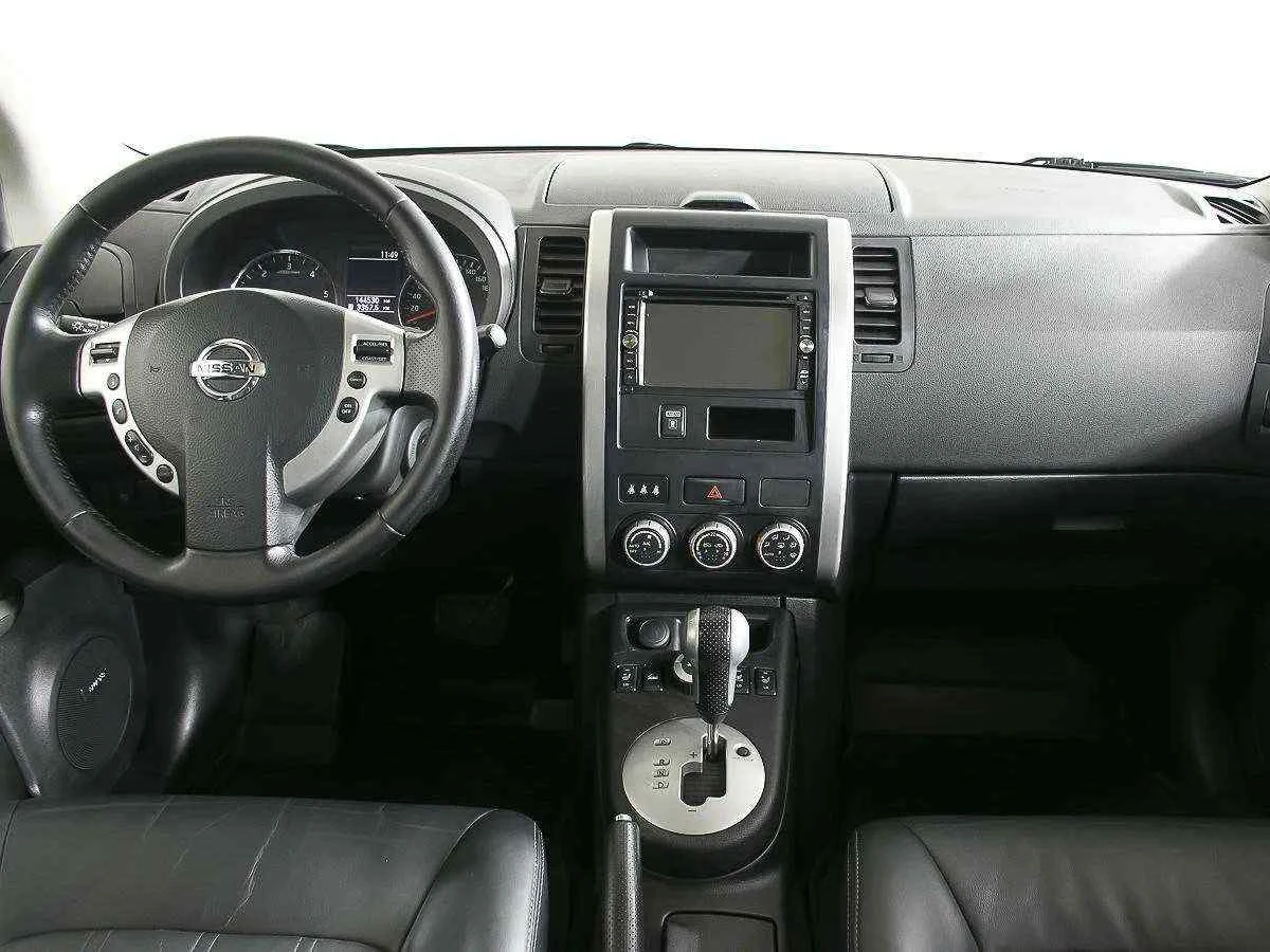 Nissan X-Trail, Черный, 2013, Автоматическая, 150 л.с., цена от 941 000 руб.
