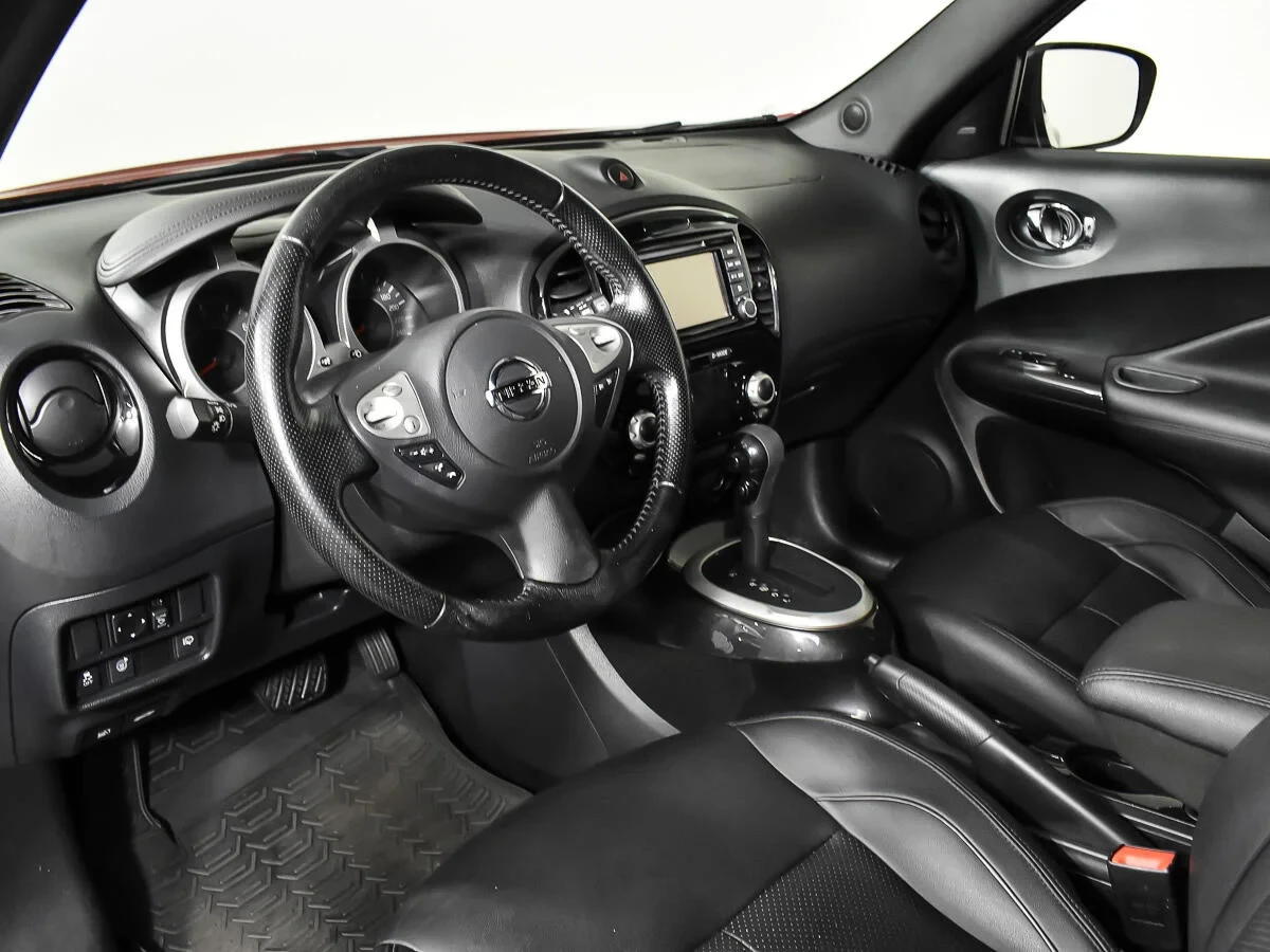 Nissan Juke, Красный, 2017, Вариатор, 117 л.с., цена от 1 007 900 руб.