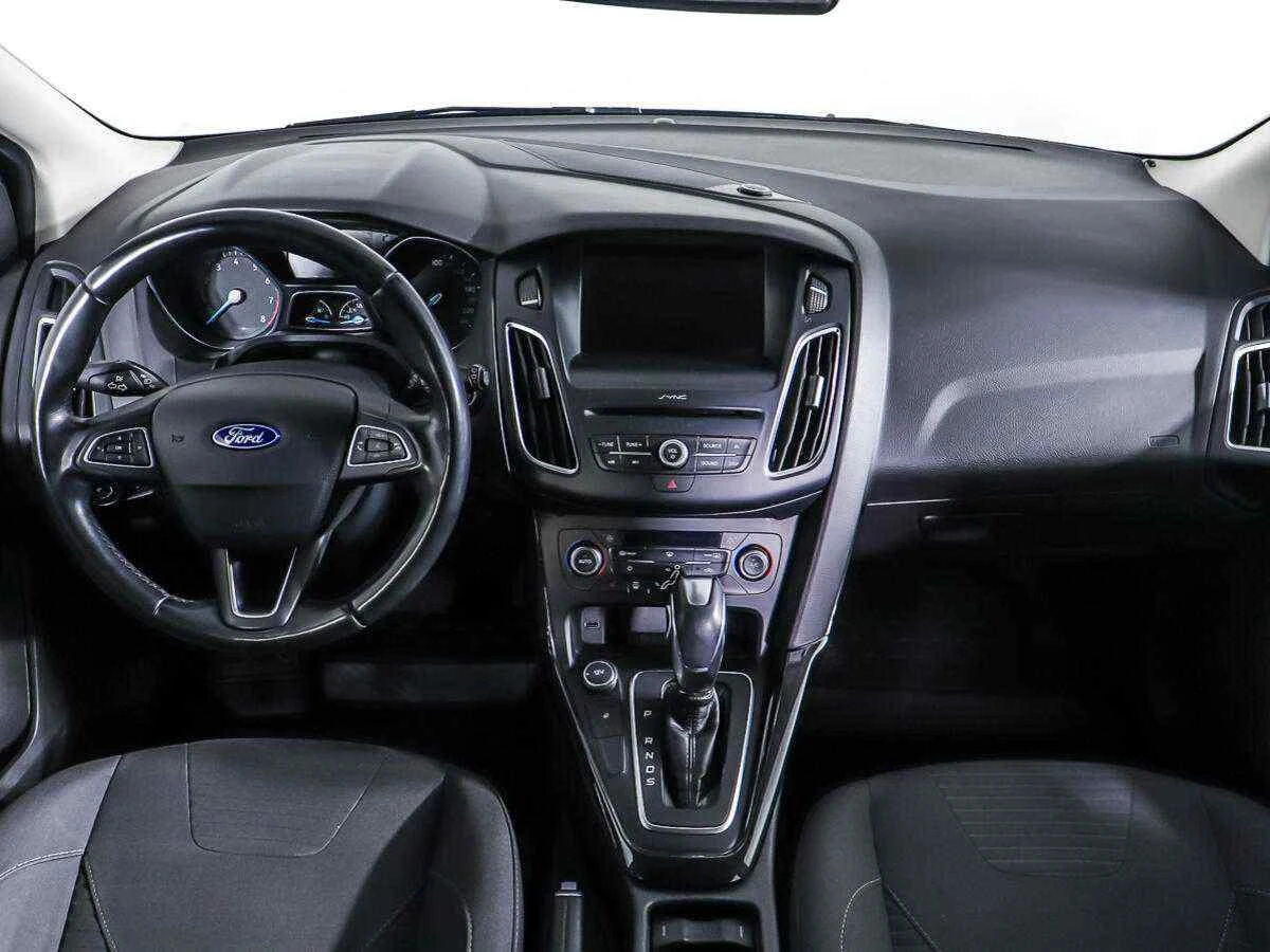 Ford Focus, Синий, 2018, Робот, 105 л.с., цена от 887 000 руб.