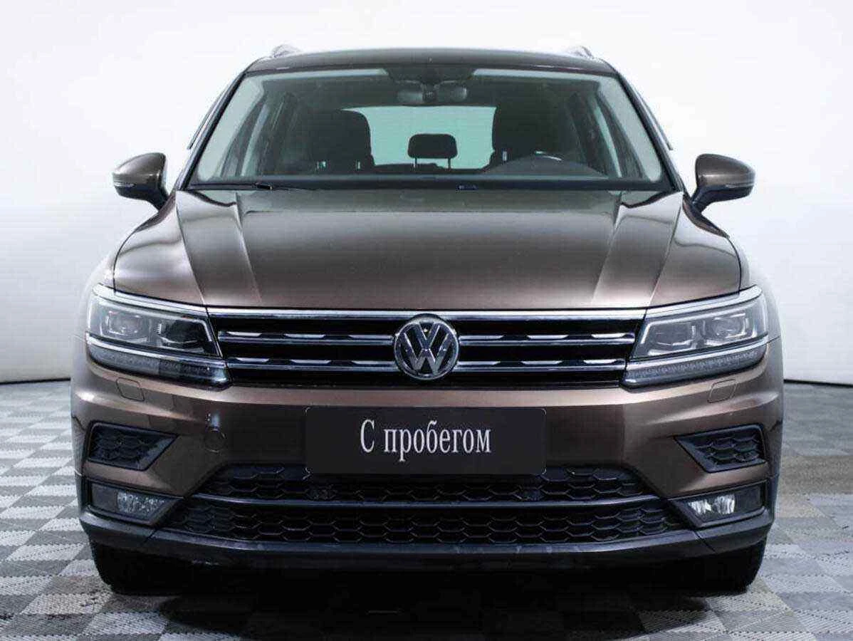 Volkswagen Tiguan, Коричневый, 2018, Робот, 150 л.с., цена от 1 470 000 руб.