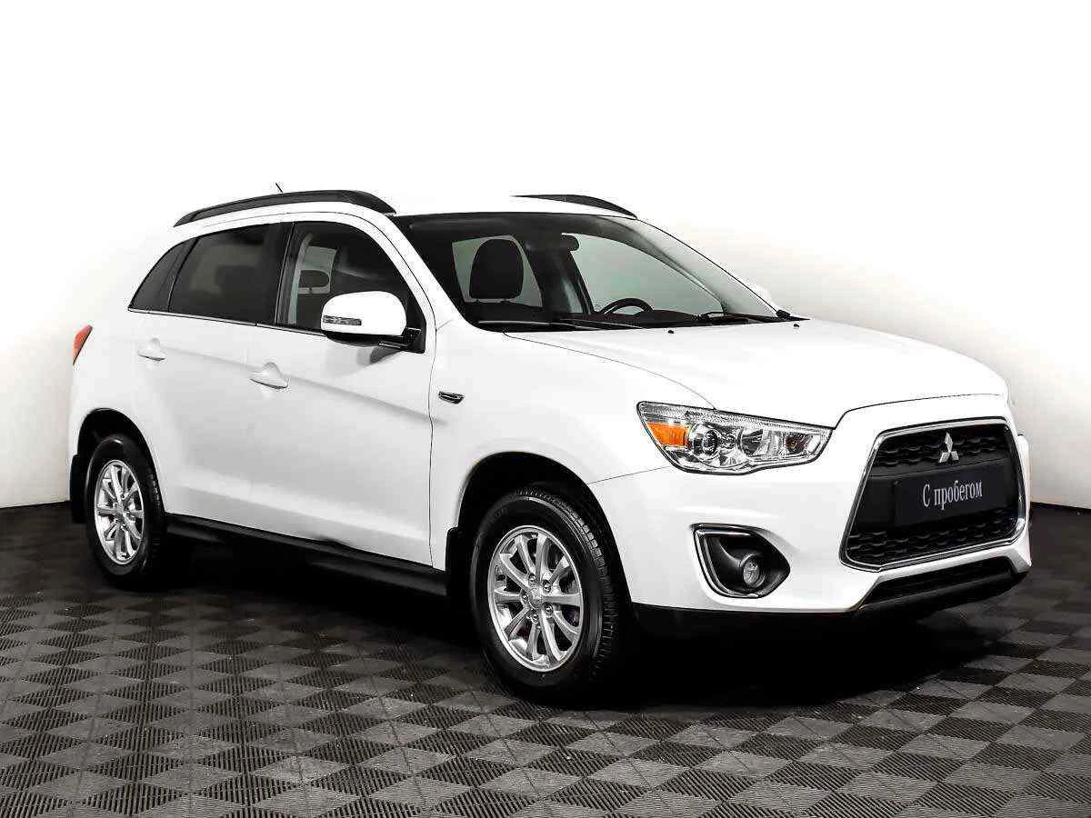 Mitsubishi ASX, Белый, 2013, Вариатор, 140 л.с., цена от 660 000 руб.