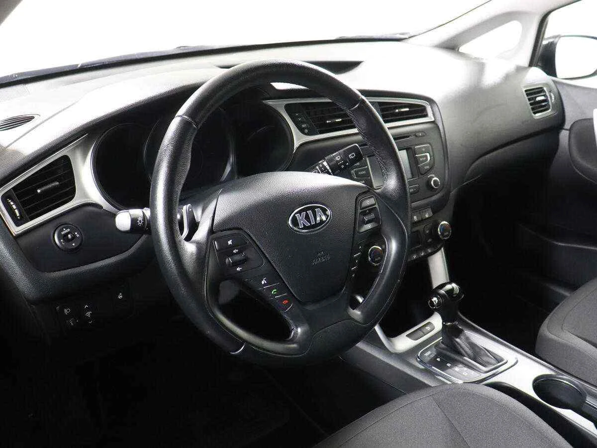 KIA Ceed, Черный, 2018, Автоматическая, 130 л.с., цена от 850 000 руб.
