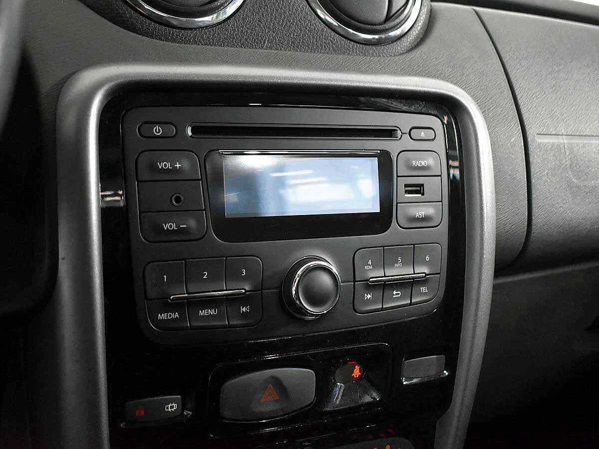 Renault Duster, Черный, 2013, Механическая, 102 л.с., цена от 638 000 руб.