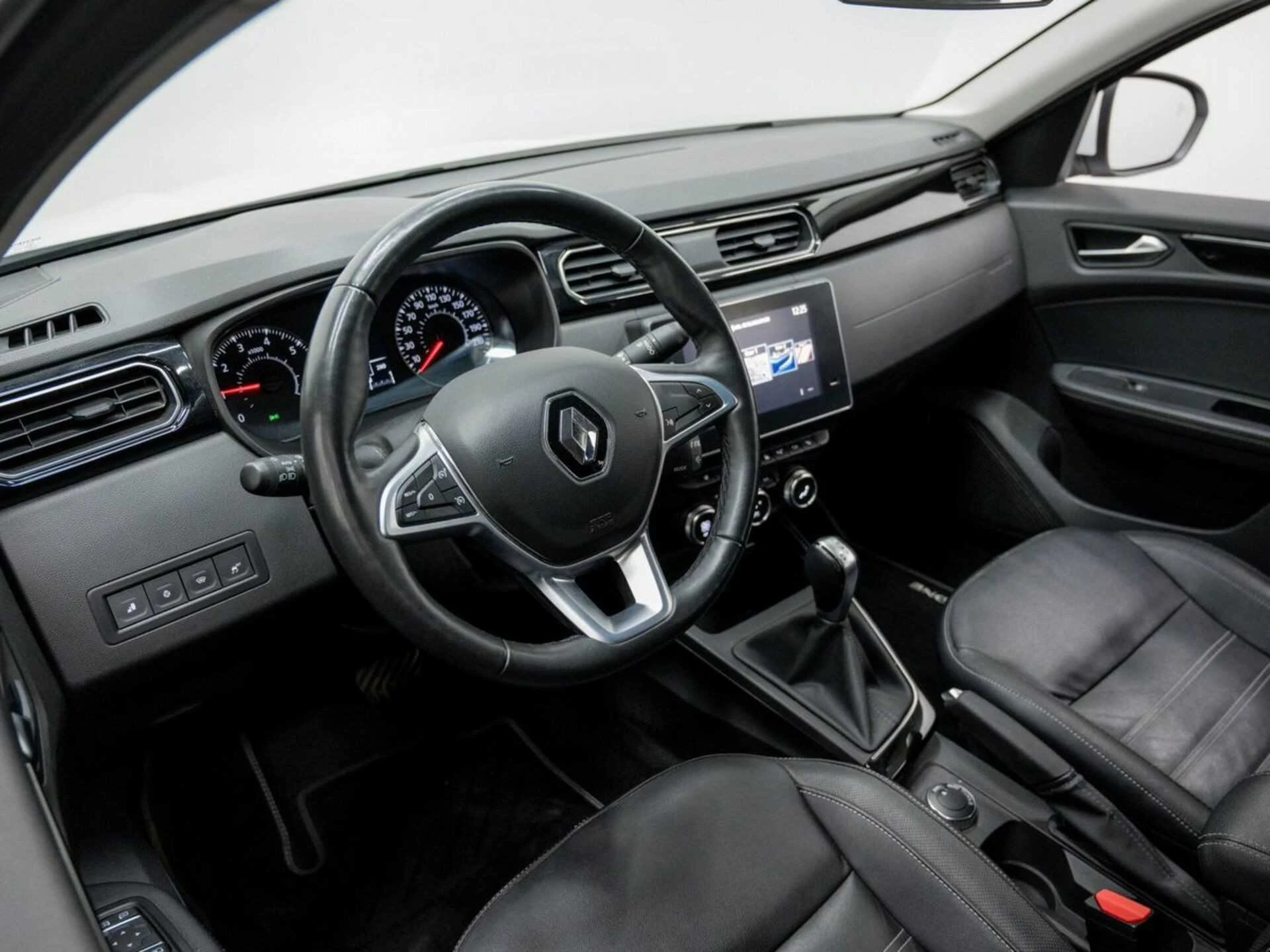 RENAULT ARKANA, Белый, 2019, Вариатор, 150 л.с., цена от 1 240 000 руб.