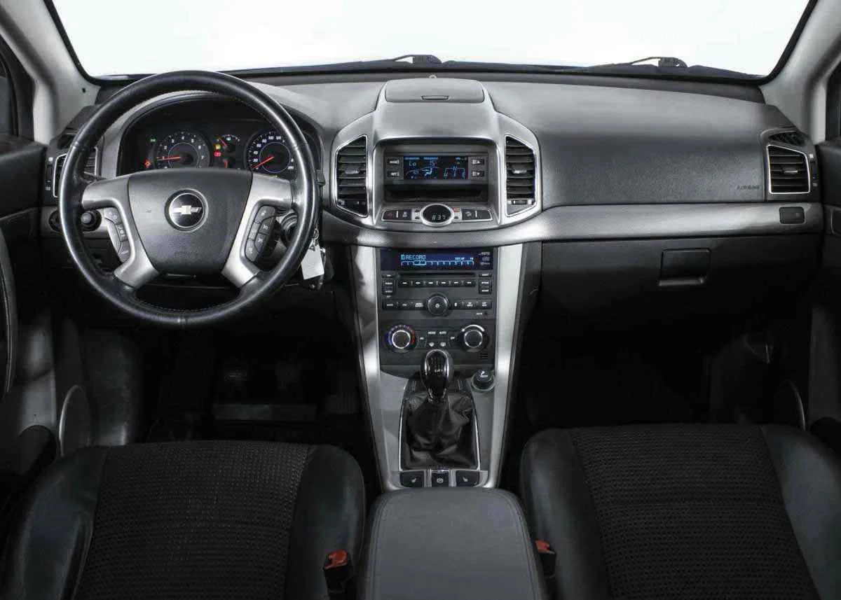 Chevrolet Captiva, Черный, 2012, Механическая, 167 л.с., цена от 779 000 руб.
