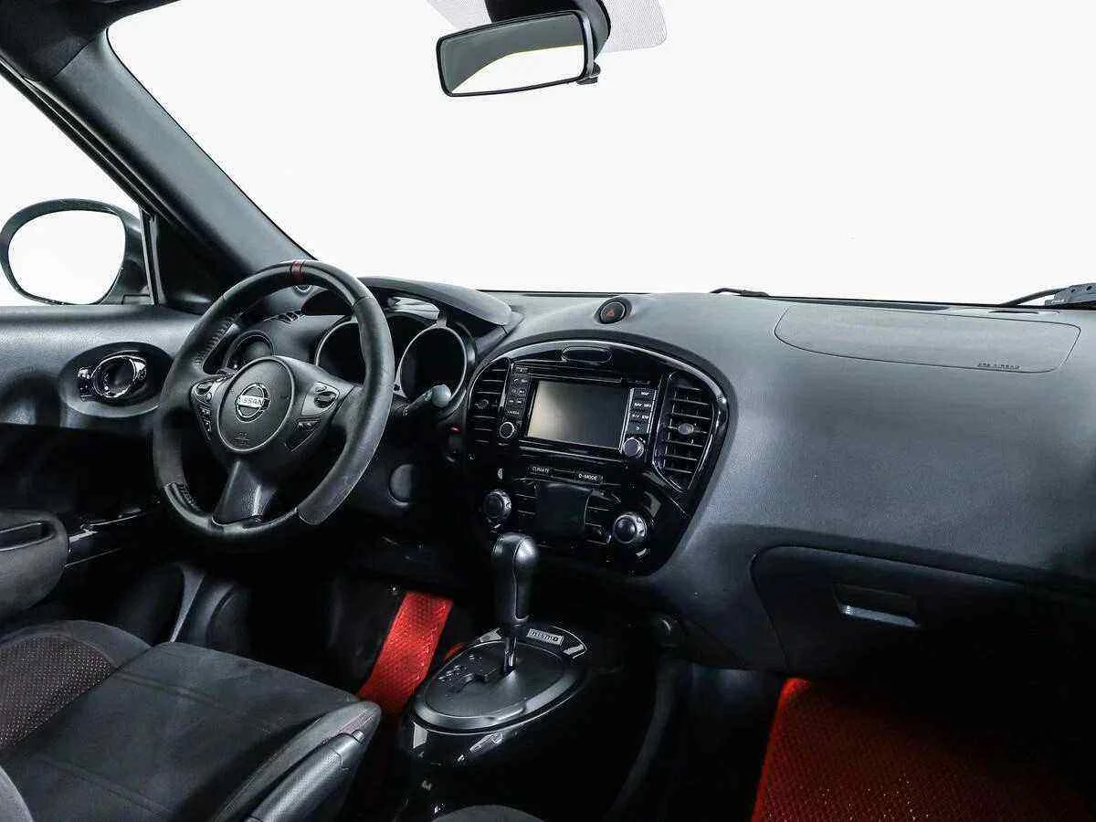 Nissan Juke, Белый, 2013, Вариатор, 200 л.с., цена от 1 010 000 руб.
