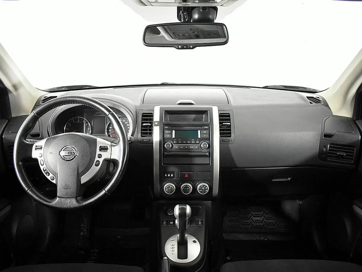 Nissan X-Trail, Серый, 2013, Вариатор, 141 л.с., цена от 898 000 руб.